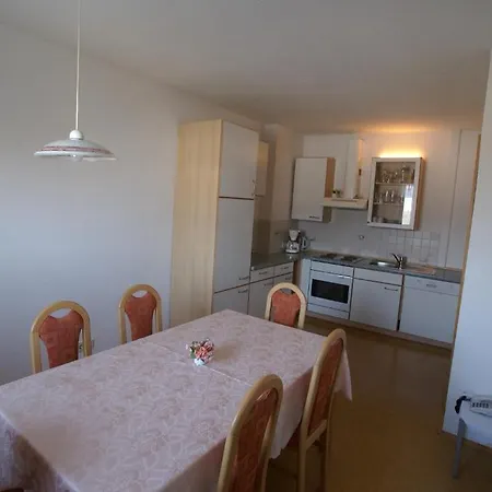 Zur Post Appartement *