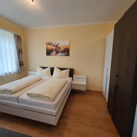 Zur Post Apartmán Ferlach
